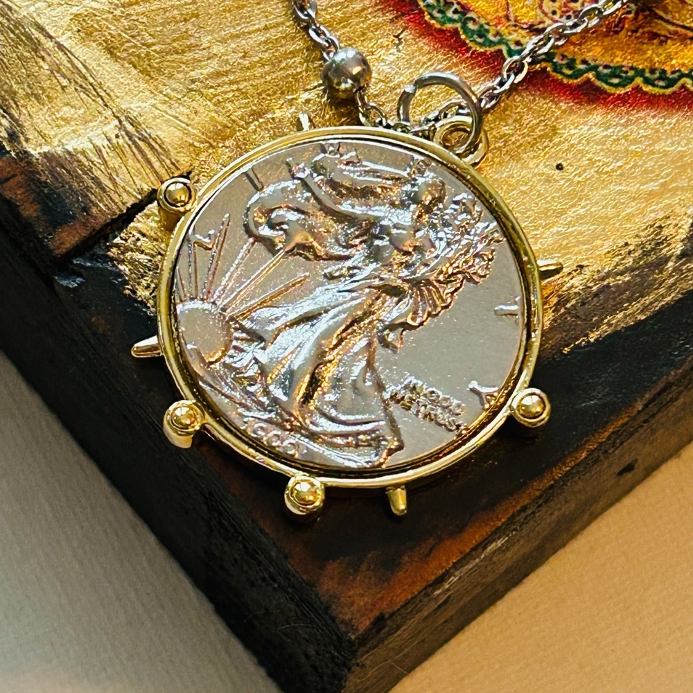 Coin pendant on stainless steel chain, Statue of Liberty coin necklace
